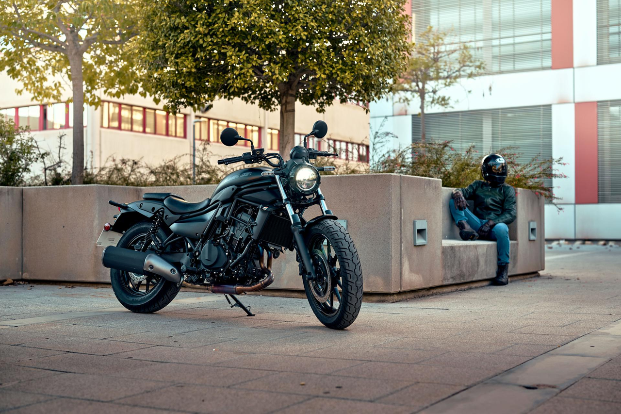 3P-Systeem Bevestigingen Voor Kawasaki Eliminator 500 - Gepoedercoat Voor Zijkoffers