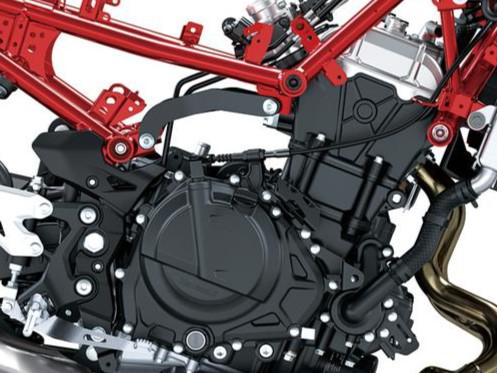 Νέος κινητήρας μεγαλύτερου κυβισμού