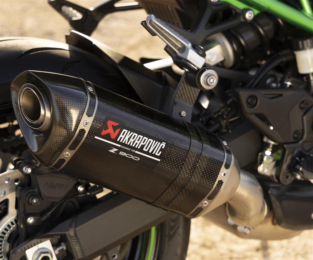 Εξάτμιση Akrapovic Τιτανίου (Z900/SE)