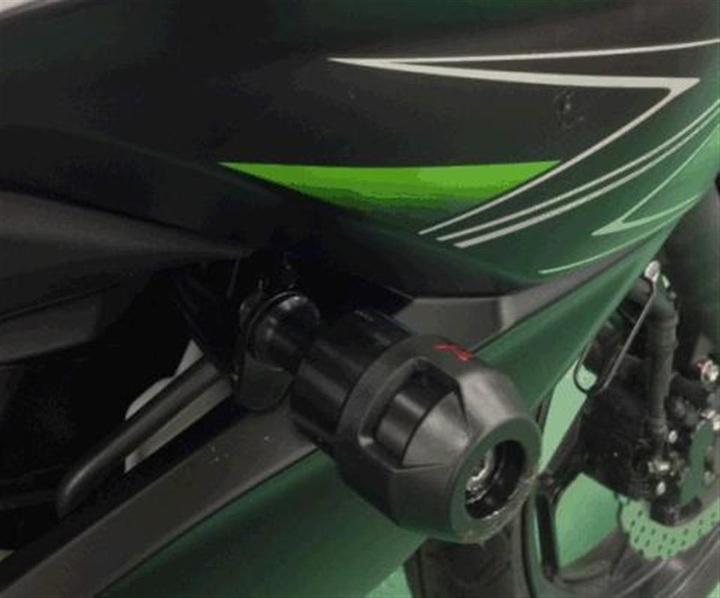 Σλάιντερ Πλαισίου (Ninja 300 / Z300)