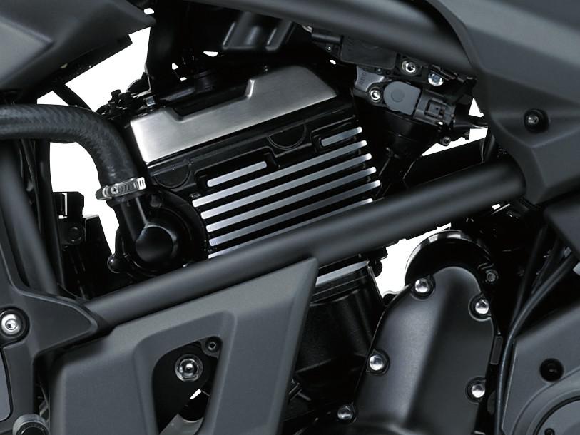 Δικύλινδρος παράλληλης διάταξης, τετράχρονος, υγρόψυκτος κινητήρας 649 κ.εκ.