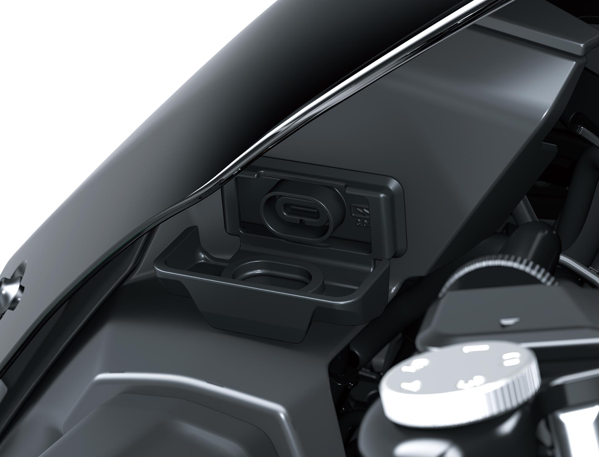 Πρίζα USB-C (Z900/70kw/SE)